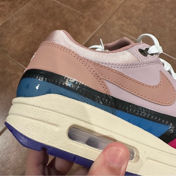 Nike Air Max 1 PRM Plum Fog Fossil Rose - Picture 10 of 13